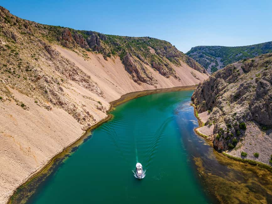 Zrmanja river & 3 Croatian seas boat tour - River mouth swim: a calm stop that makes the return better