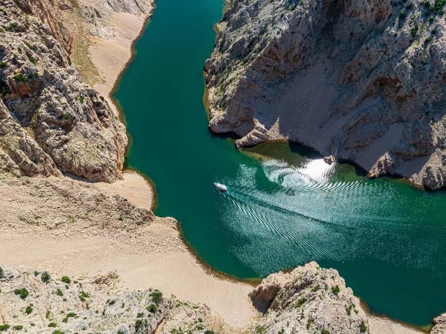 Zrmanja river & 3 Croatian seas boat tour - Past the Maslenica Bridges to Novsko Ždrilo: a scenic warm-up
